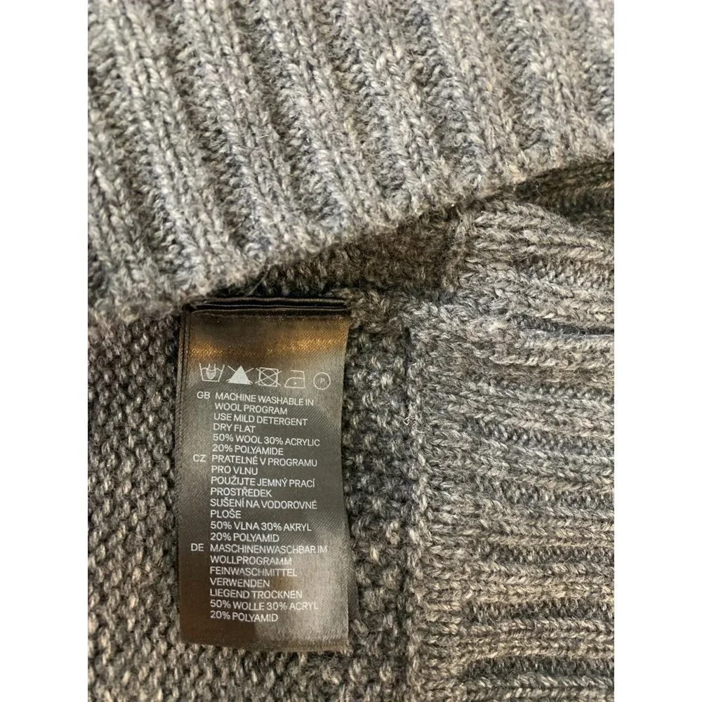 H&M Women's Charcoal Knitted Pullover Sweater